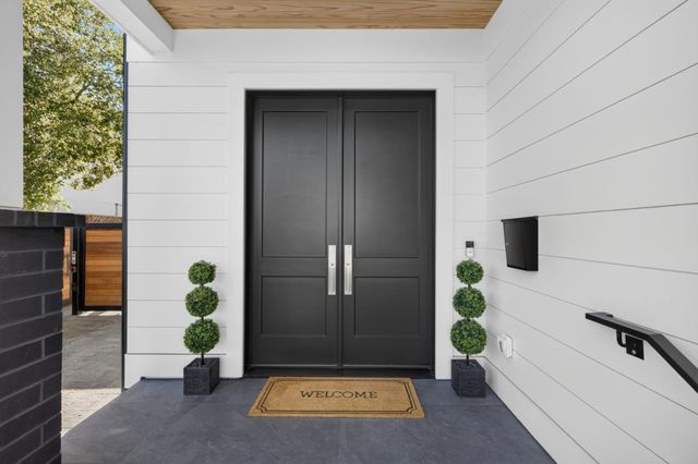 407 University Avenue, Los Gatos, CA 95032