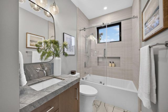 407 University Avenue, Los Gatos, CA 95032