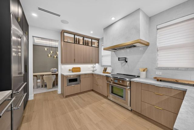 407 University Avenue, Los Gatos, CA 95032