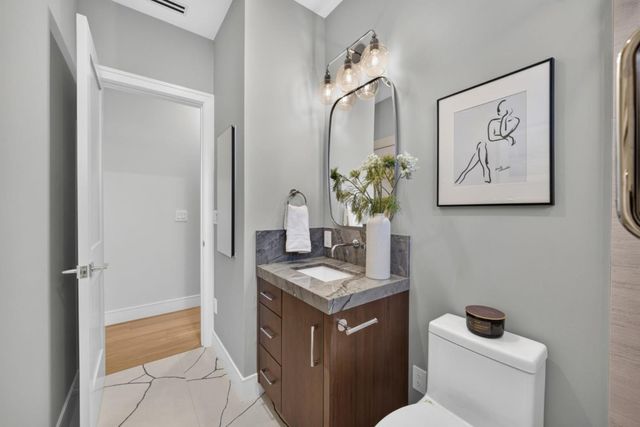 407 University Avenue, Los Gatos, CA 95032