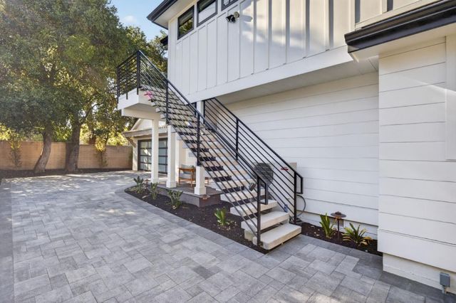 407 University Avenue, Los Gatos, CA 95032