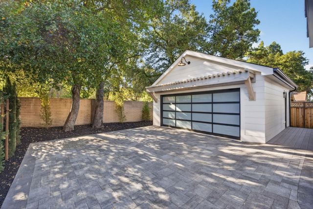 407 University Avenue, Los Gatos, CA 95032