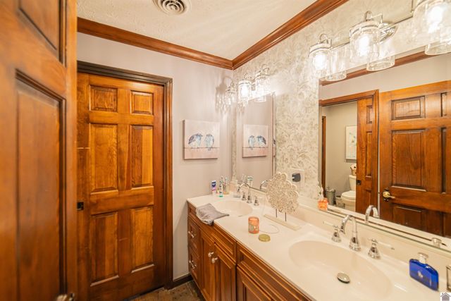 1279 Hedge Lane, Paducah, KY 42001