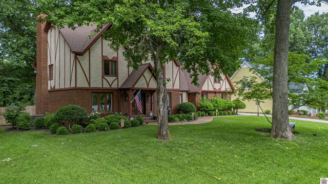 1279 Hedge Lane, Paducah, KY 42001