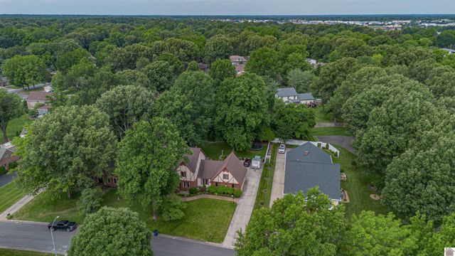 1279 Hedge Lane, Paducah, KY 42001