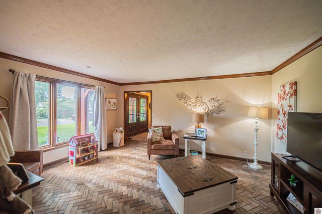 1279 Hedge Lane, Paducah, KY 42001
