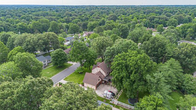 1279 Hedge Lane, Paducah, KY 42001