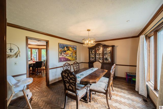 1279 Hedge Lane, Paducah, KY 42001
