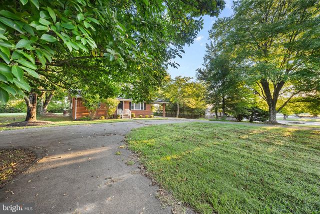 39084 CHAPTICO RD, Mechanicsville, MD 20659