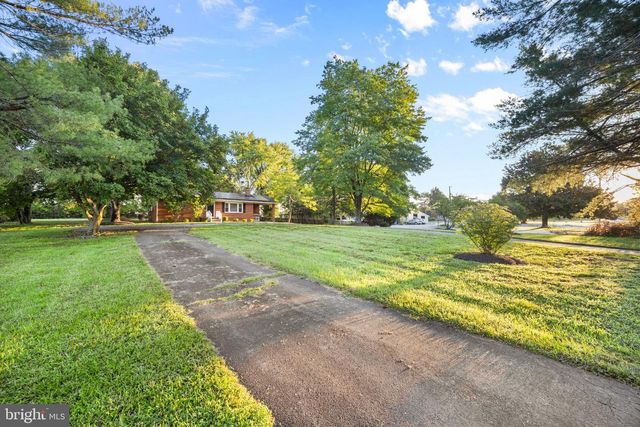 39084 CHAPTICO RD, Mechanicsville, MD 20659