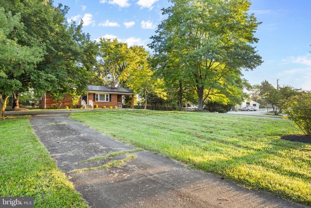 39084 CHAPTICO RD, Mechanicsville, MD 20659