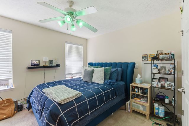 4053 George Buchanan Dr, La Vergne, TN 37086