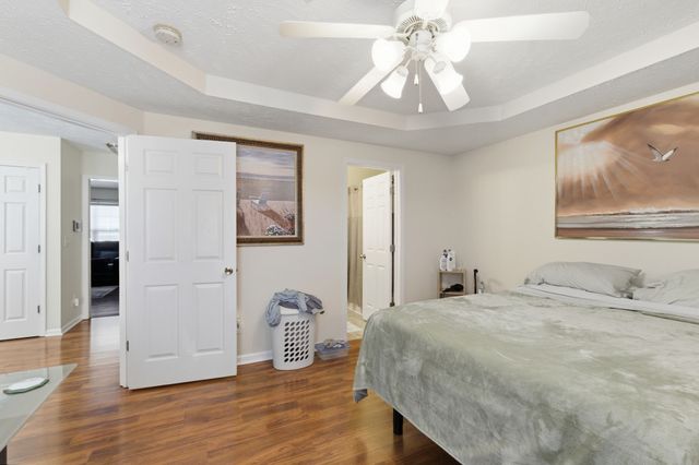 4053 George Buchanan Dr, La Vergne, TN 37086