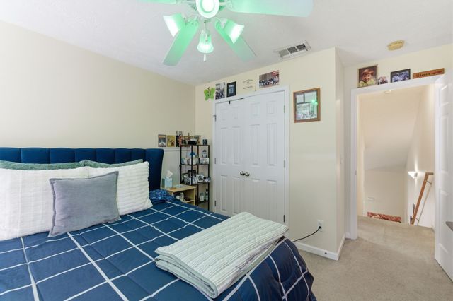 4053 George Buchanan Dr, La Vergne, TN 37086