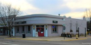 20745 MACK Avenue, Grosse Pointe Woods, MI 48236