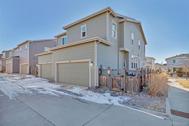 21876 E Radcliff Circle, Aurora, CO 80015