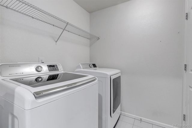 21876 E Radcliff Circle, Aurora, CO 80015