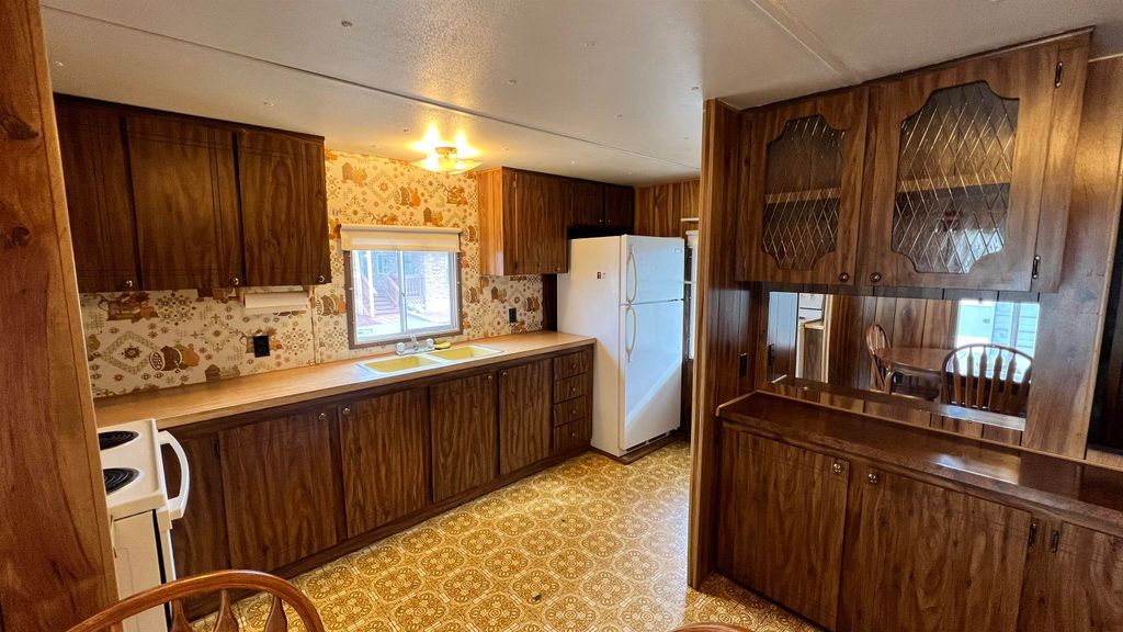 1205 E Lyons Ave Ave, Spokane, WA 99217 photo 6