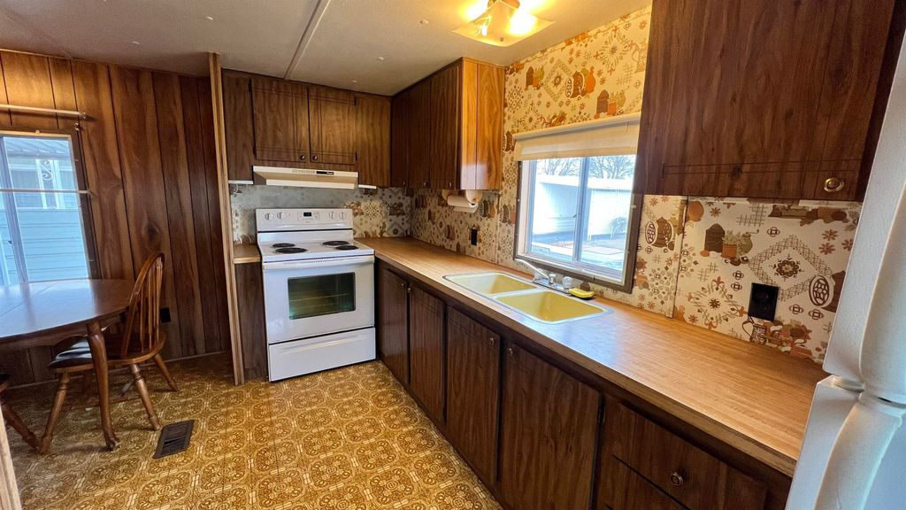 1205 E Lyons Ave Ave, Spokane, WA 99217 photo 8