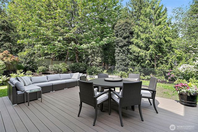 1115 Hemlock Avenue SW, North Bend, WA 98045