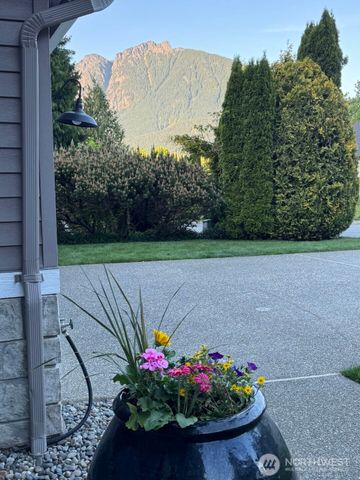 1115 Hemlock Avenue SW, North Bend, WA 98045