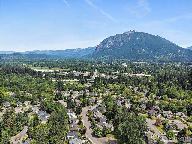 1115 Hemlock Avenue SW, North Bend, WA 98045