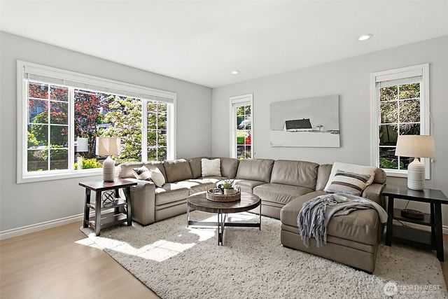 1115 Hemlock Avenue SW, North Bend, WA 98045