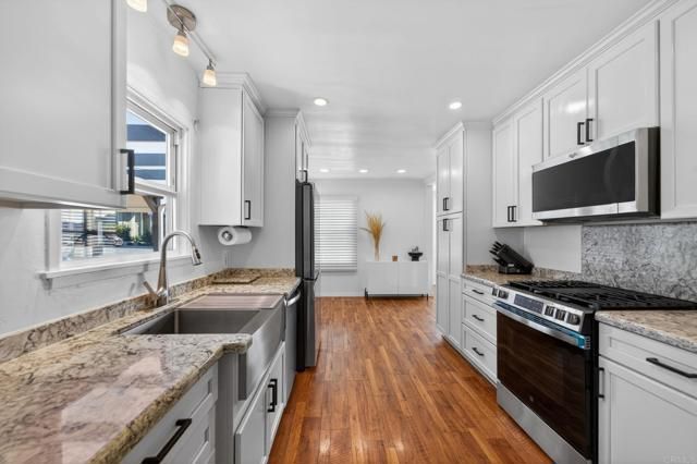 1532 Broadway, El Cajon, CA 92021