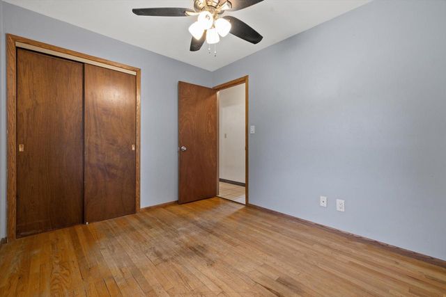 S76W31156 Century DRIVE, Mukwonago, WI 53149