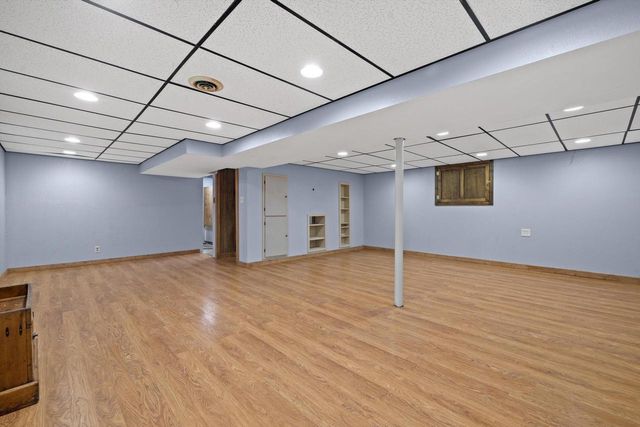 S76W31156 Century DRIVE, Mukwonago, WI 53149