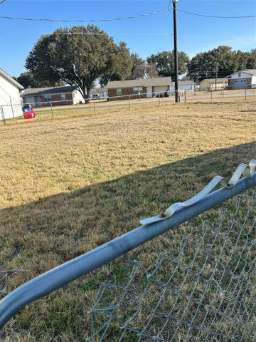 1836 Coral Road, Pelican Bay, TX 76020