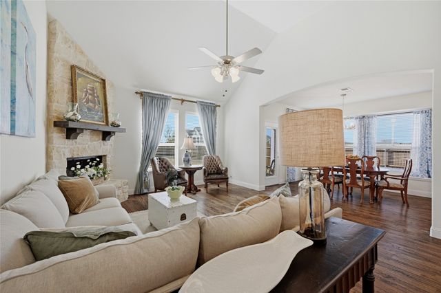 2708 W Cascade Drive, Sherman, TX 75092