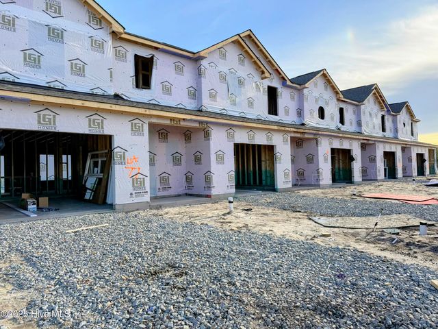 87 Commons View Drive, Hampstead, NC 28443