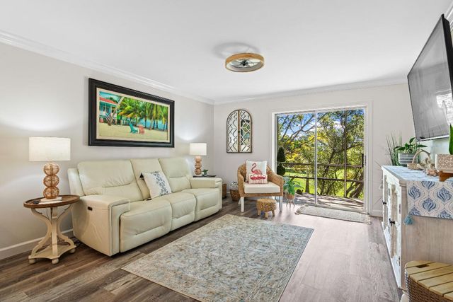 1957 SW Palm City Road 29- H, Stuart, FL 34994