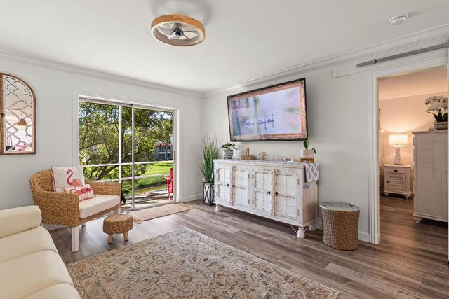 1957 SW Palm City Road 29- H, Stuart, FL 34994