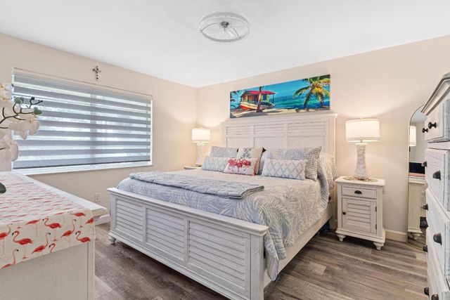 1957 SW Palm City Road 29- H, Stuart, FL 34994