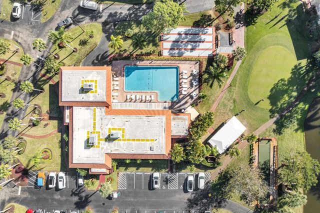 1957 SW Palm City Road 29- H, Stuart, FL 34994