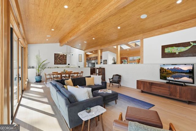 1805 Lenox Road NE, Atlanta, GA 30306