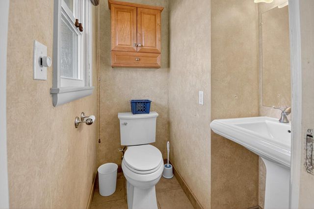 1123 Montclair DRIVE, Racine, WI 53402