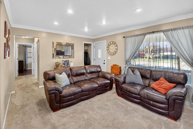 1123 Montclair DRIVE, Racine, WI 53402