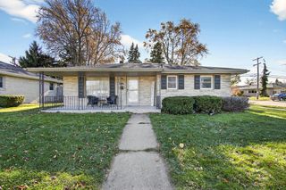 1123 Montclair DRIVE, Racine, WI 53402