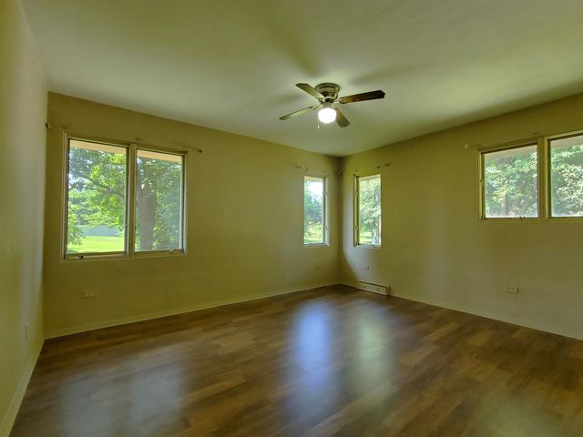 201 W Halleck Street, Morocco, IN 47963