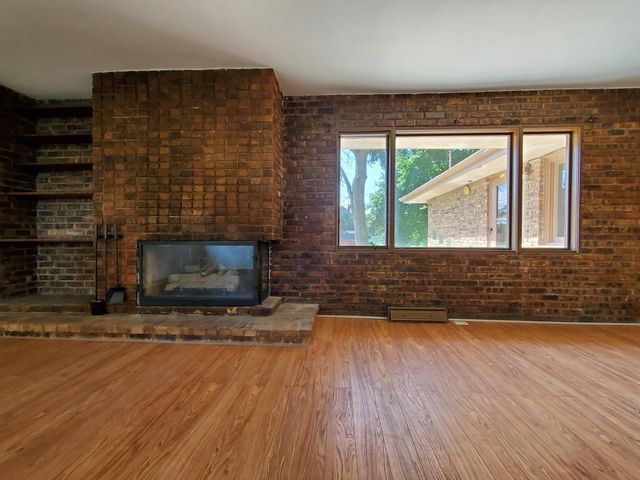 201 W Halleck Street, Morocco, IN 47963