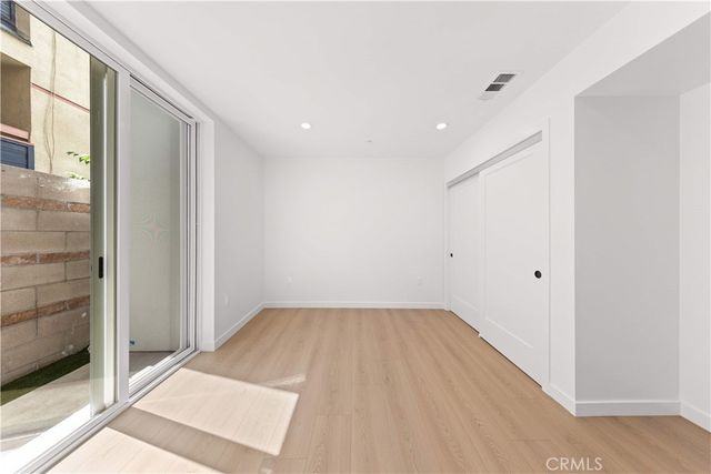 176 N. Catalina Avenue 104, Pasadena, CA 91106