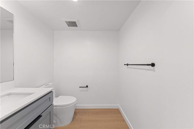 176 N. Catalina Avenue 104, Pasadena, CA 91106
