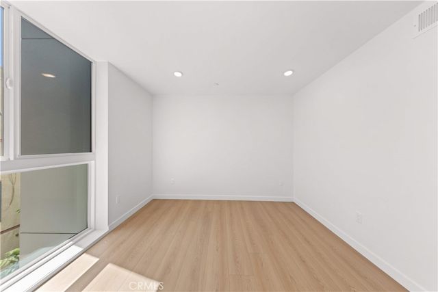 176 N. Catalina Avenue 104, Pasadena, CA 91106