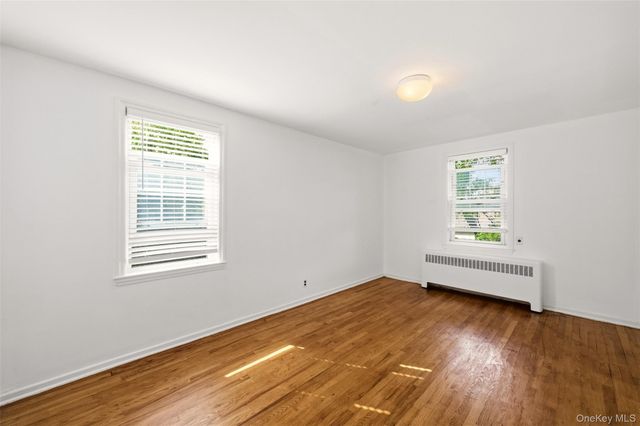 200 N Village Avenue D7, Rockville Centre, NY 11570