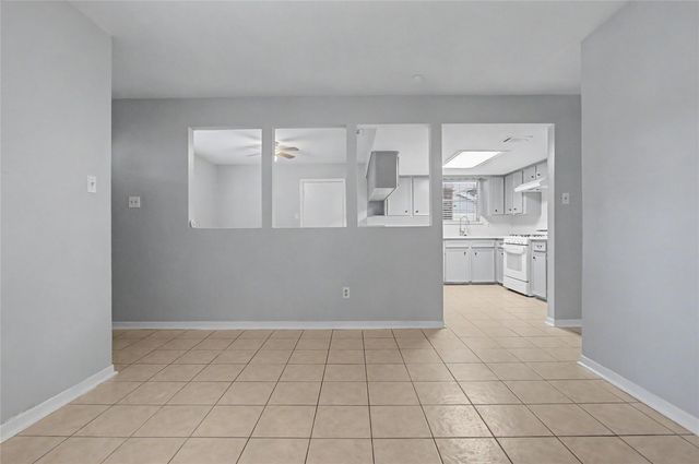 7410 Sawmill Trail, Houston, TX 77040