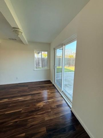 5171 37th Ave, Sacramento, CA 95824