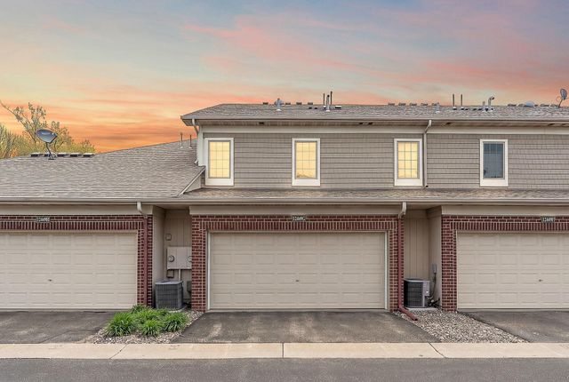 12449 Flanders Court NE G, Blaine, MN 55449